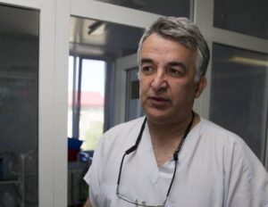 Где принимает доктор Егиев Валерий Николаевич?