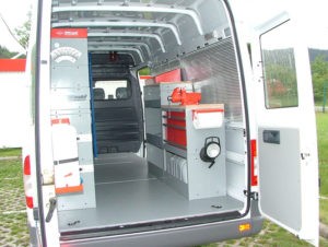 Холодильное спецоборудование и выпуск мобильных лабораторий