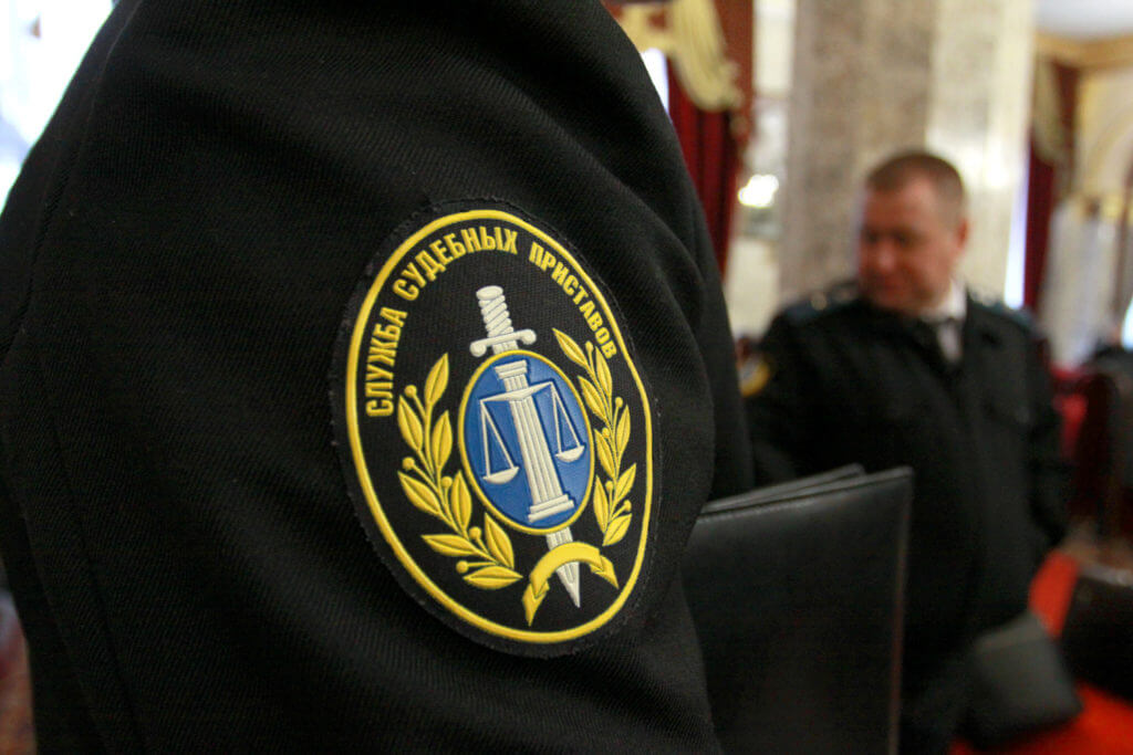 Во «Внуково» армянина не пустили на похороны отца в Ереван из-за долгов