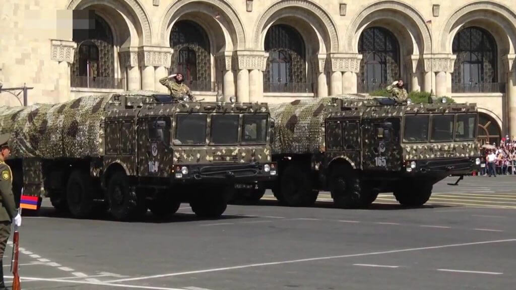 Азербайджан вряд ли получит «Железный купол», да он и бесполезен против «Искандера»