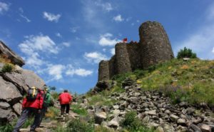 Выросло число посещающих Армению туристов