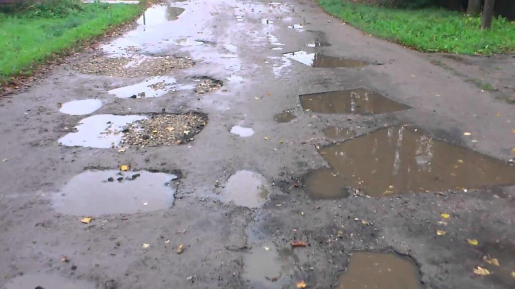 Министр: Почти все дороги в Армении находятся в неутешительном состоянии