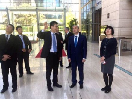 Китайская компания собирается сотрудничать с Арменией в дорожном строительстве