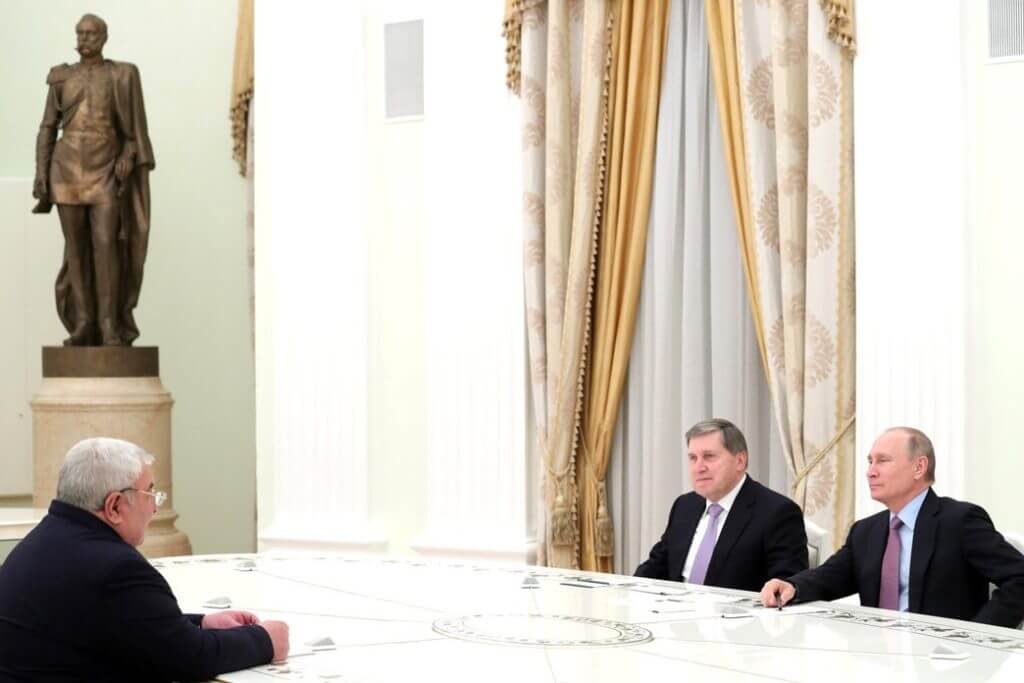 Путин в Кремле принял Юрия Хачатурова