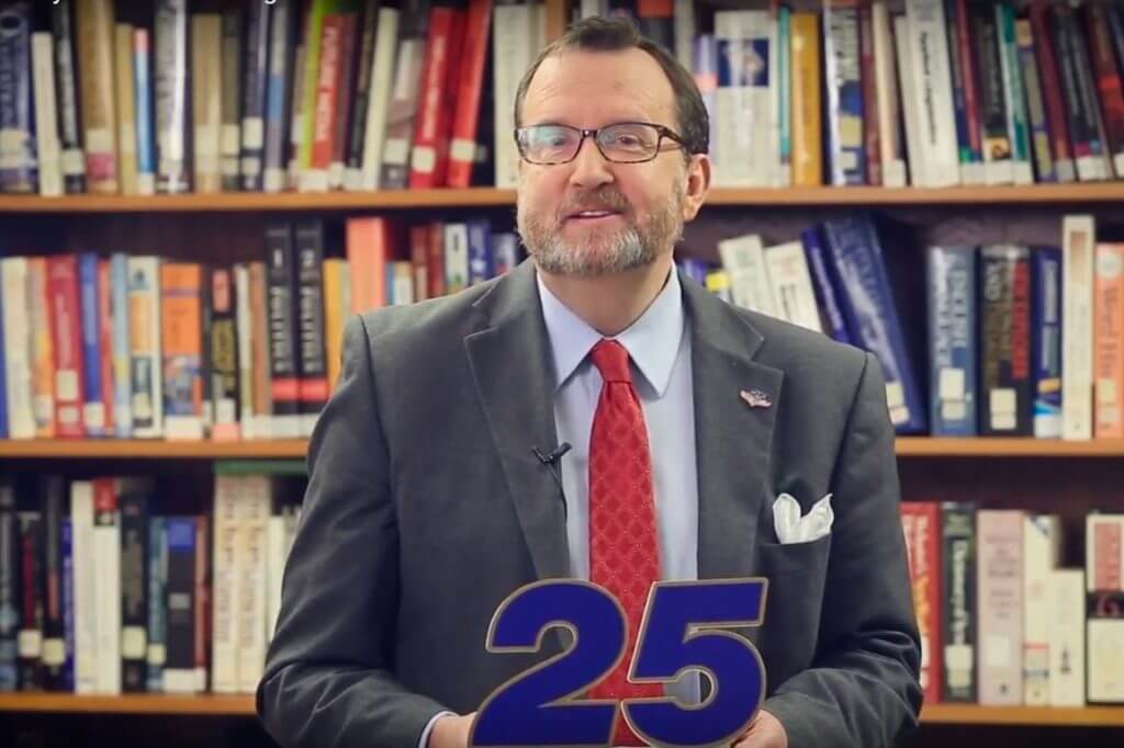 Посол США поздравил жителей Армении с наступающим Новым годом на армянском языке