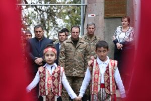 Министр обороны Армении: Пограничные общины имеют первостепенное значение для государства и вооруженных сил
