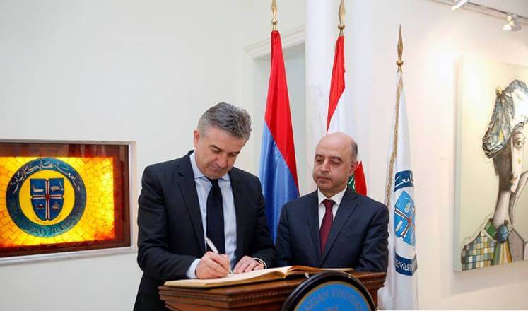 Премьер-министр Армении посетил Университет «Айказян» в Бейруте (Фото,видео)