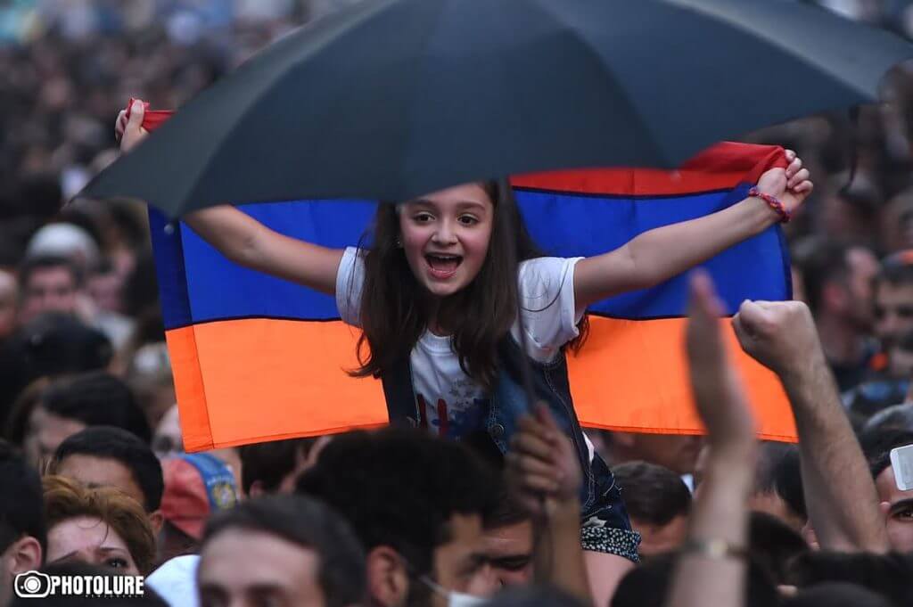 Психолог предложил уделять больше внимания патриотическому воспитанию молодежи в Армении