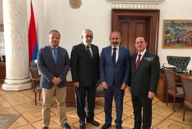 Никол Пашинян принял делегацию ЦК АРФД Ливана