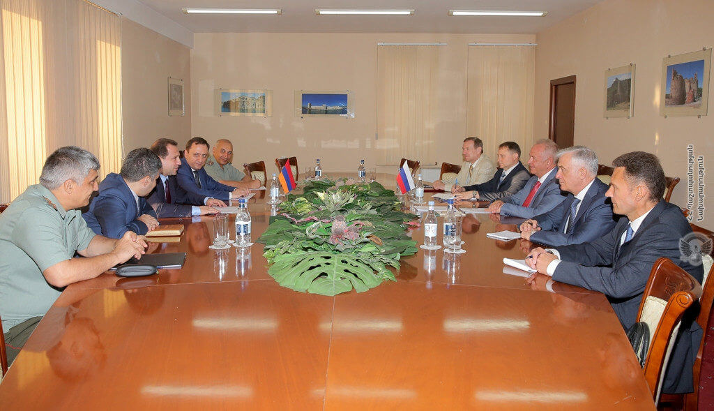 Заместитель Шойгу прибыл в Армению