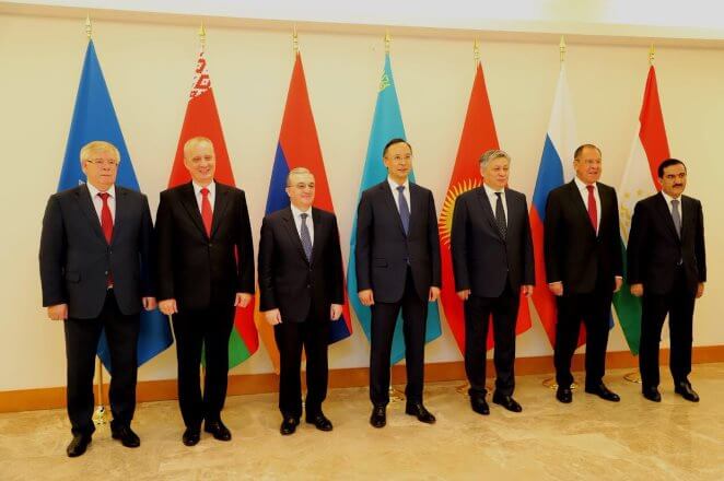 Зограб Мнацаканян принял участие во встрече глав МИД стран ОДКБ