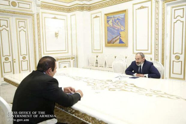 Никол Пашинян и Гагик Царукян подписали меморандум о проведении внеочередных выборов в Армении