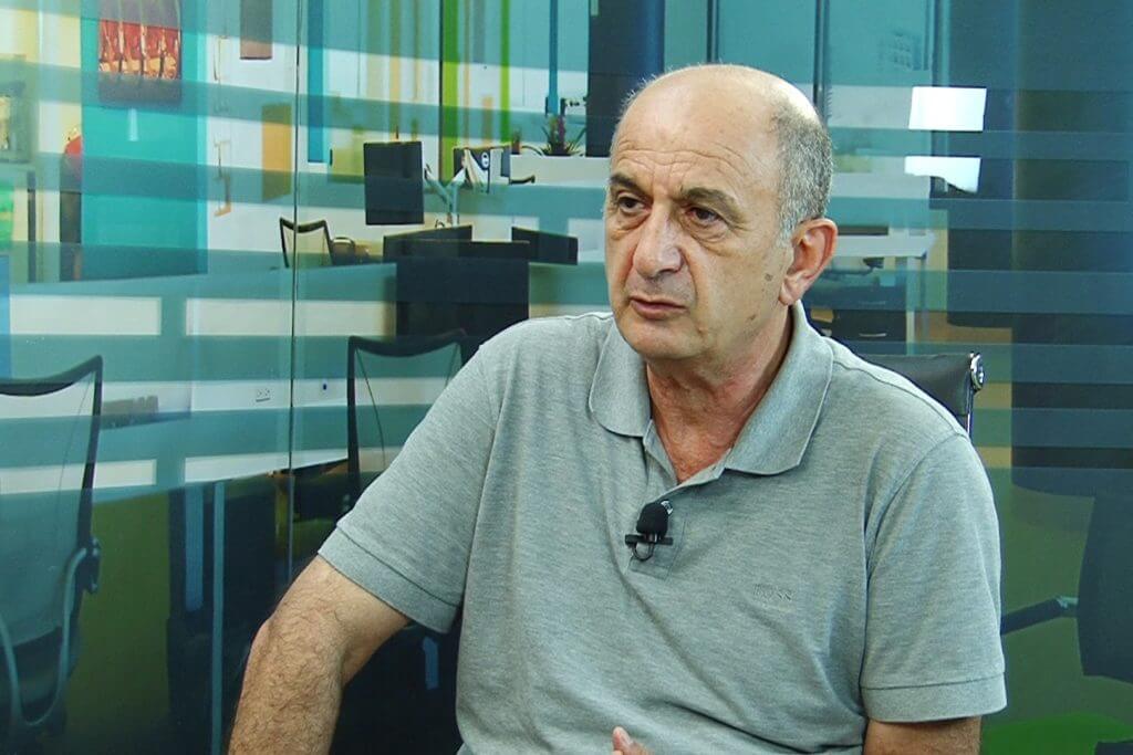 Вчерашнее заседание было похоже на то, как несколько месяцев назад республиканцы сбежали в Цахкадзор и выдвинули Саргсяна на должность премьера