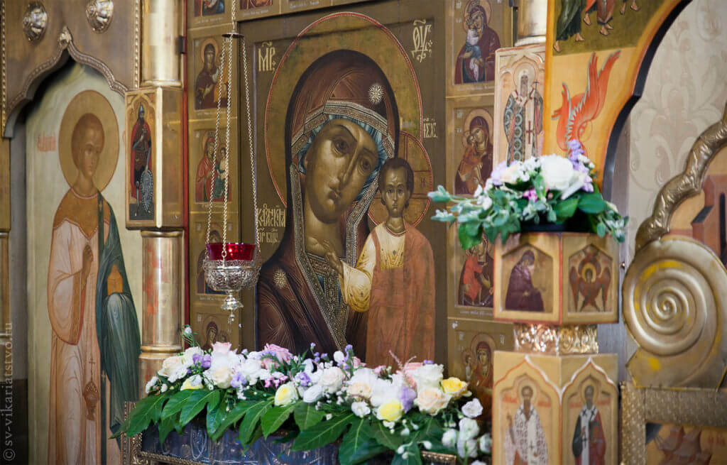 Какие церковные православные праздники 4 ноября — Празднование в честь Казанской иконы Божией Матери