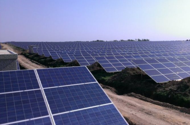 В Армении начинается подготовка к реализации проекта строительства солнечных электростанций