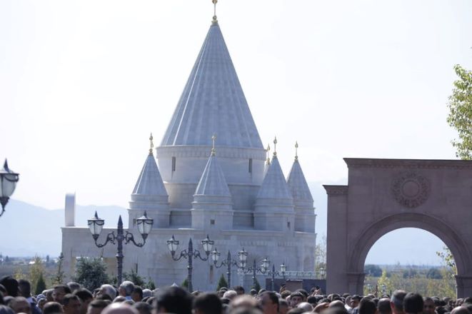 ​В Армении открылся самый большой езидский храм в мире