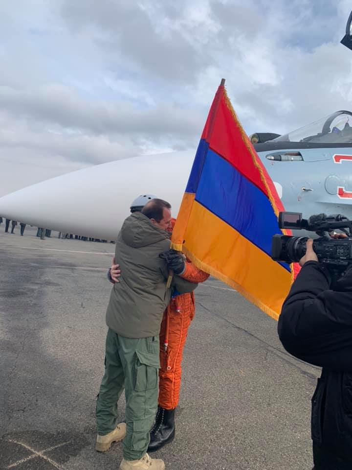 “Су-30 СМ” - настоящий подарок по случаю Дня рождения министра обороны Армении