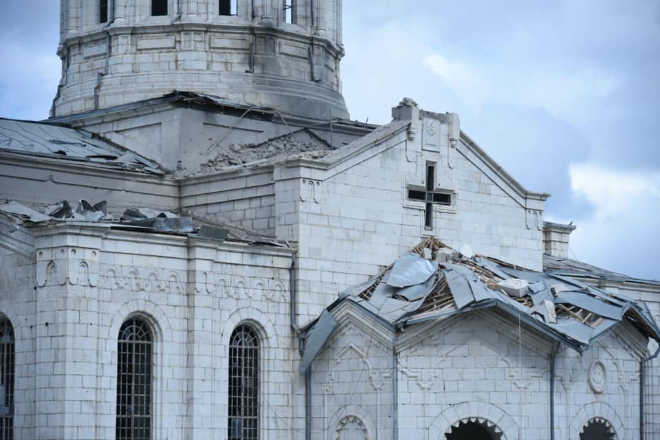 Азербайджан нанес удар по церкви Казанчецоц в Шуши