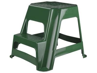 Табуретки-стремянки :удобно использовать в быту