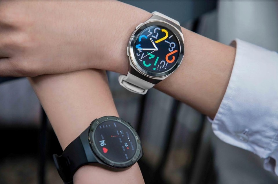 Часы watch gt 2. Huawei gt2e. Хуавей вотч ГТ 2е. Huawei watch gt 2e высотомер. Huawei gt 2 e 46.