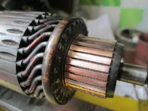 Как отшлифовать коллектор двигателя автомобиля?