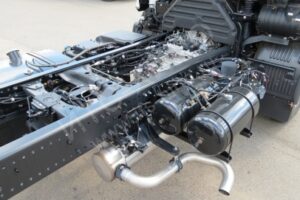 Где искать запчасти для HINO 500 Евро 3?