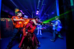 Как играть в лазертаг?