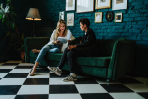 Как искать кастинги начинающим актерам и стоит ли это вообще делать