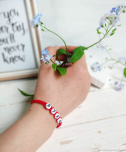 Лучшие браслеты нити