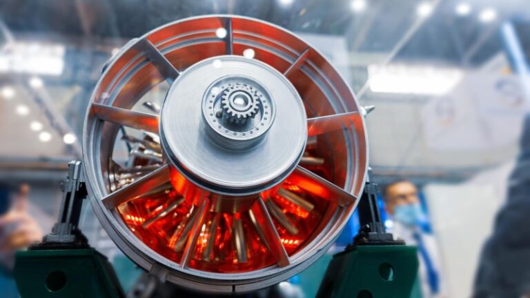 В Самаре создадут фабрику газотурбинных двигателей