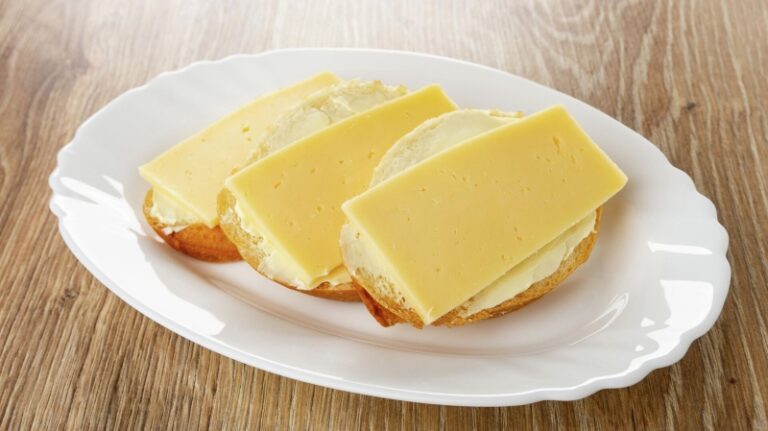 «Бутербродекс» в первой половине октября снизился на 0,8 пункта