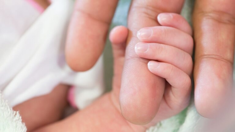 В Кузбассе создали рабочую группу для борьбы с абортами