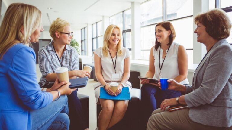 В Москве открылась ассамблея Всемирной федерации русскоговорящих женщин