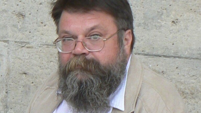 Биография Максима Соколова