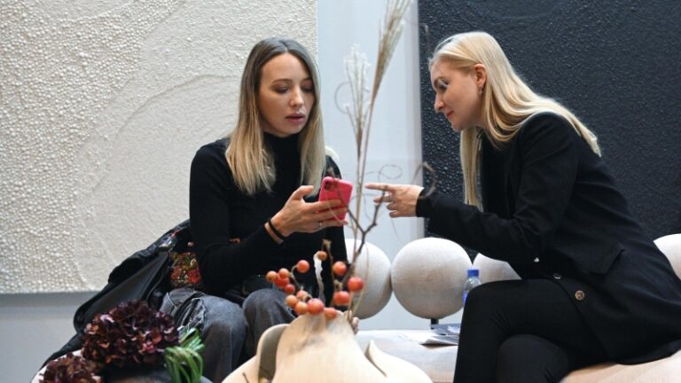 Эксперт рассказала, как правильно делать комплименты