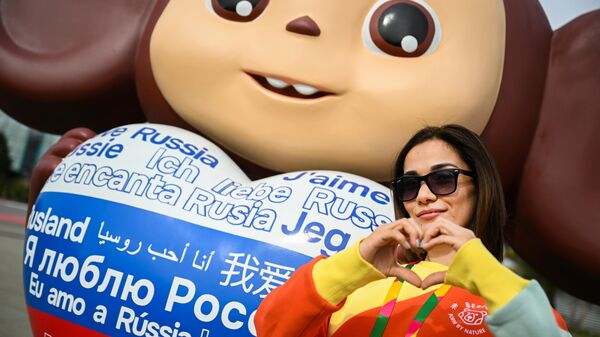 Российско-армянский союз молодежи принял участие в Шествии мира в Сириусе