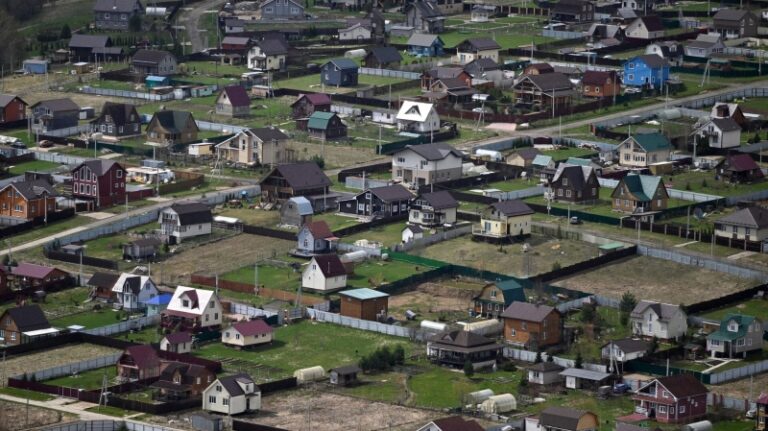 Депутат назвал самые распространенные мошеннические схемы при покупке дачи