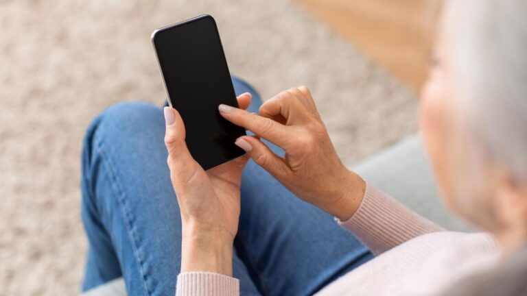 В Госдуме рассказали, как защитить смартфон от взлома