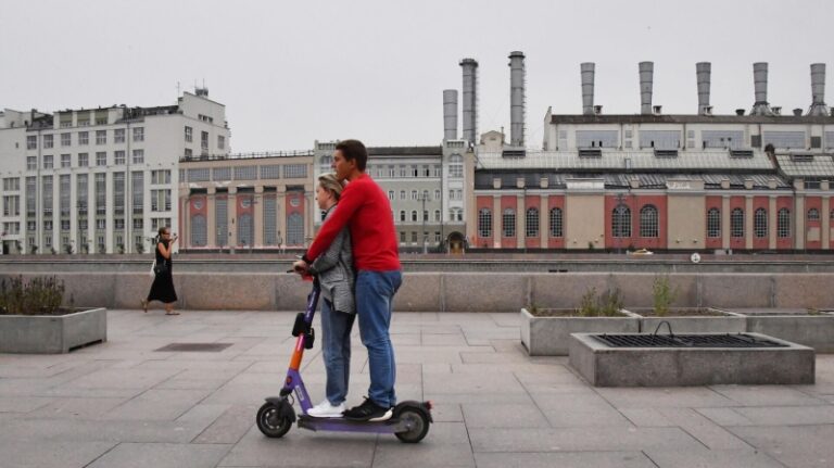 В Госдуму внесли поправки об ответственности пользователей СИМ