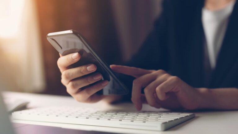 Россиян предупредили о новом мошенничестве с опросами