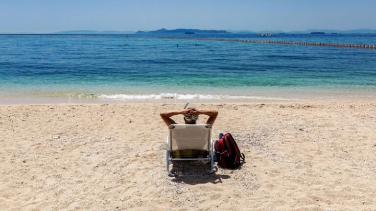 Россиянам рассказали, кто может рассчитывать на отпуск больше 28 дней