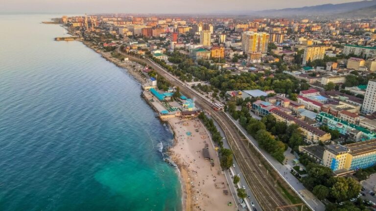 РСТ после терактов рекомендует туристам воздержаться от поездок в Дагестан