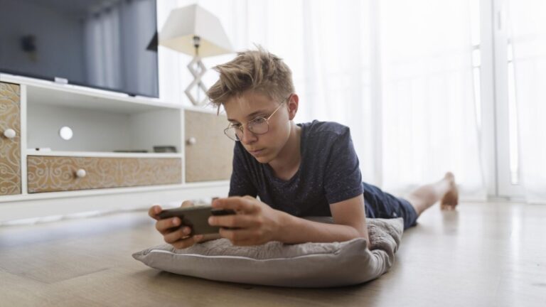 Психолог предупредила о рисках игры в Hamster Kombat