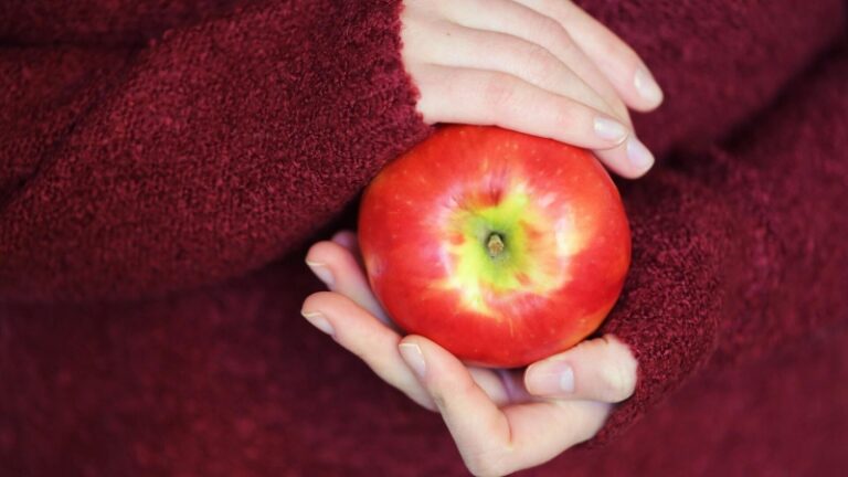 Россиянам перечислили продукты, повышающие работоспособность