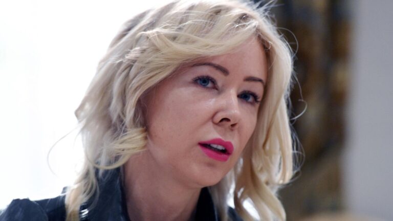 Мизулина призвала жителей Беслана присоединиться к иску против Дудя*