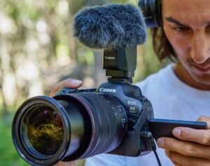 Какая видеокамера подходит для съемки