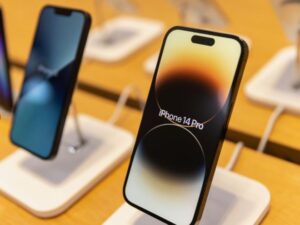 iPhone: инновации, дизайн и удобство использования в одном устройстве