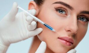 Инъекционная косметология: эффективные методы борьбы с возрастными изменениями и несовершенствами кожи