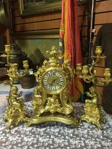 Магазин старинного антиквариата в Москве