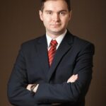 Адвокат по кражам: защита прав и интересов клиентов в уголовных делах о хищениях